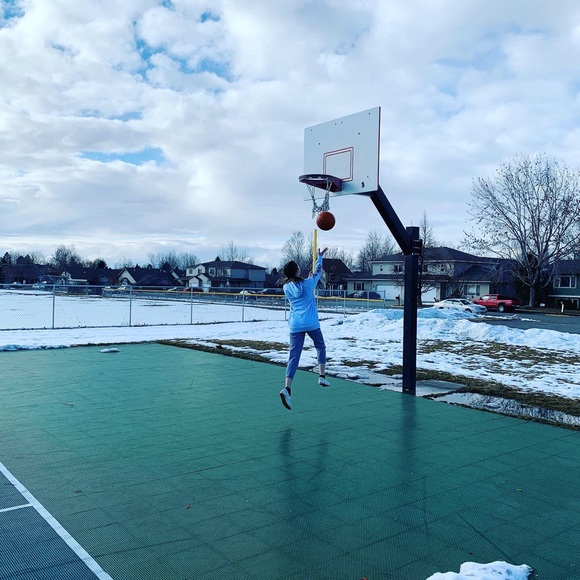 Meet your Posher, Lilja - Picture 1 of 1